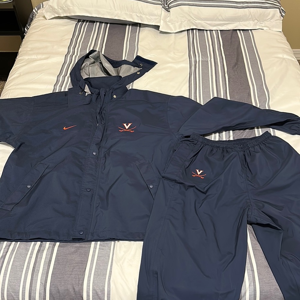 Team Issue Nike UVA Virginia Cavaliers Rain Suit